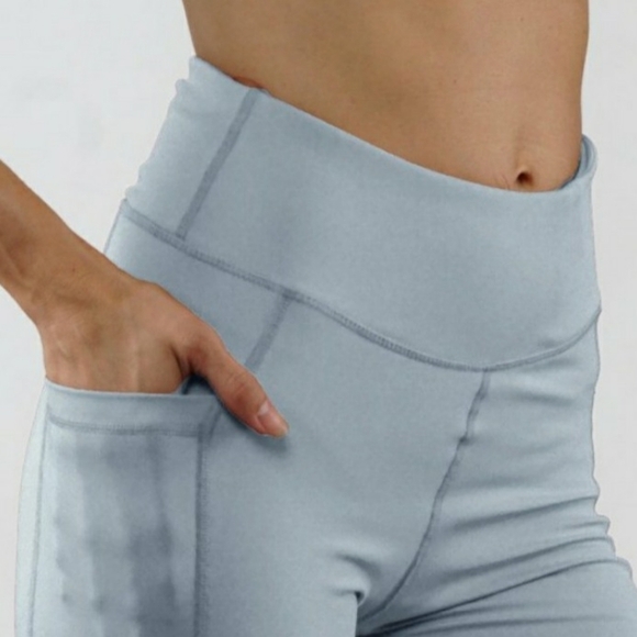 Pants - High waist yoga capri xs